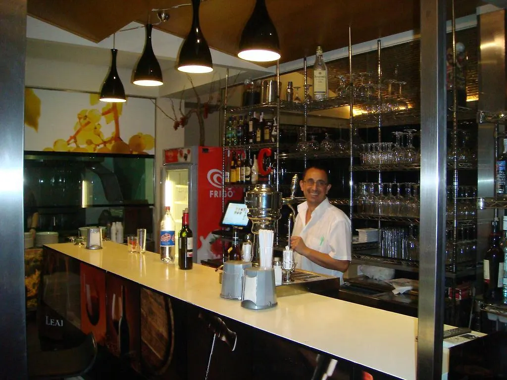 Hotel Leon Tierra De Vinos La Palma Del Condado